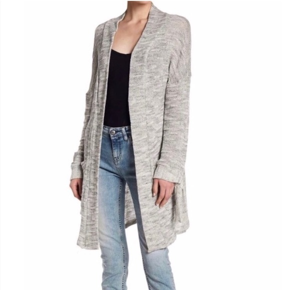 Willow & Clay Sweaters - Willow & Clay Heathered Gray Knit Cardigan Sweater NWT Size Medium